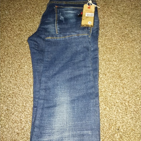 Jeans - Picture 2 of 2